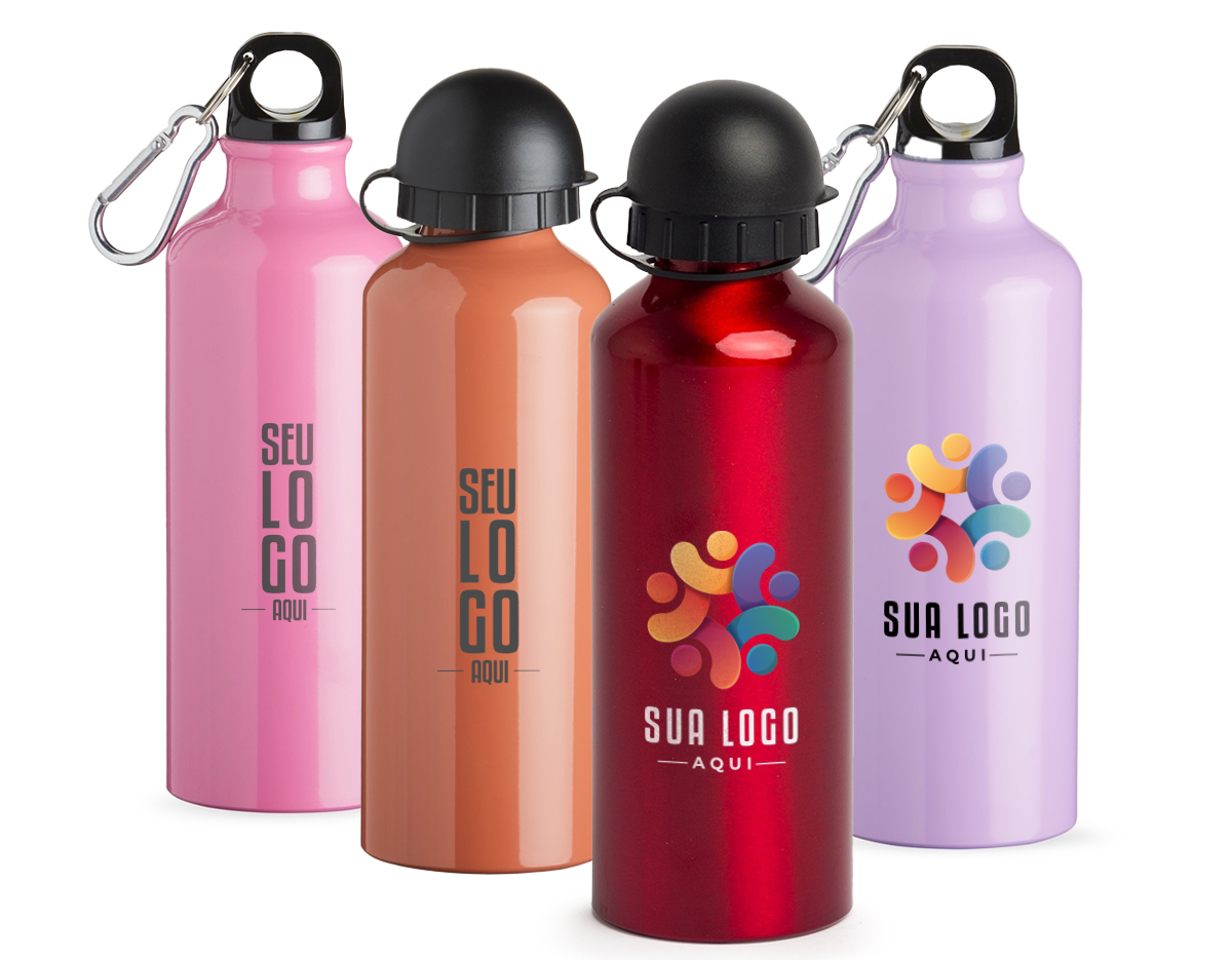 Squeeze 500ml de alumínio com pintura metalizada, tampa rosqueável e acompanha um segundo bico com mosquetão (não é térmico).