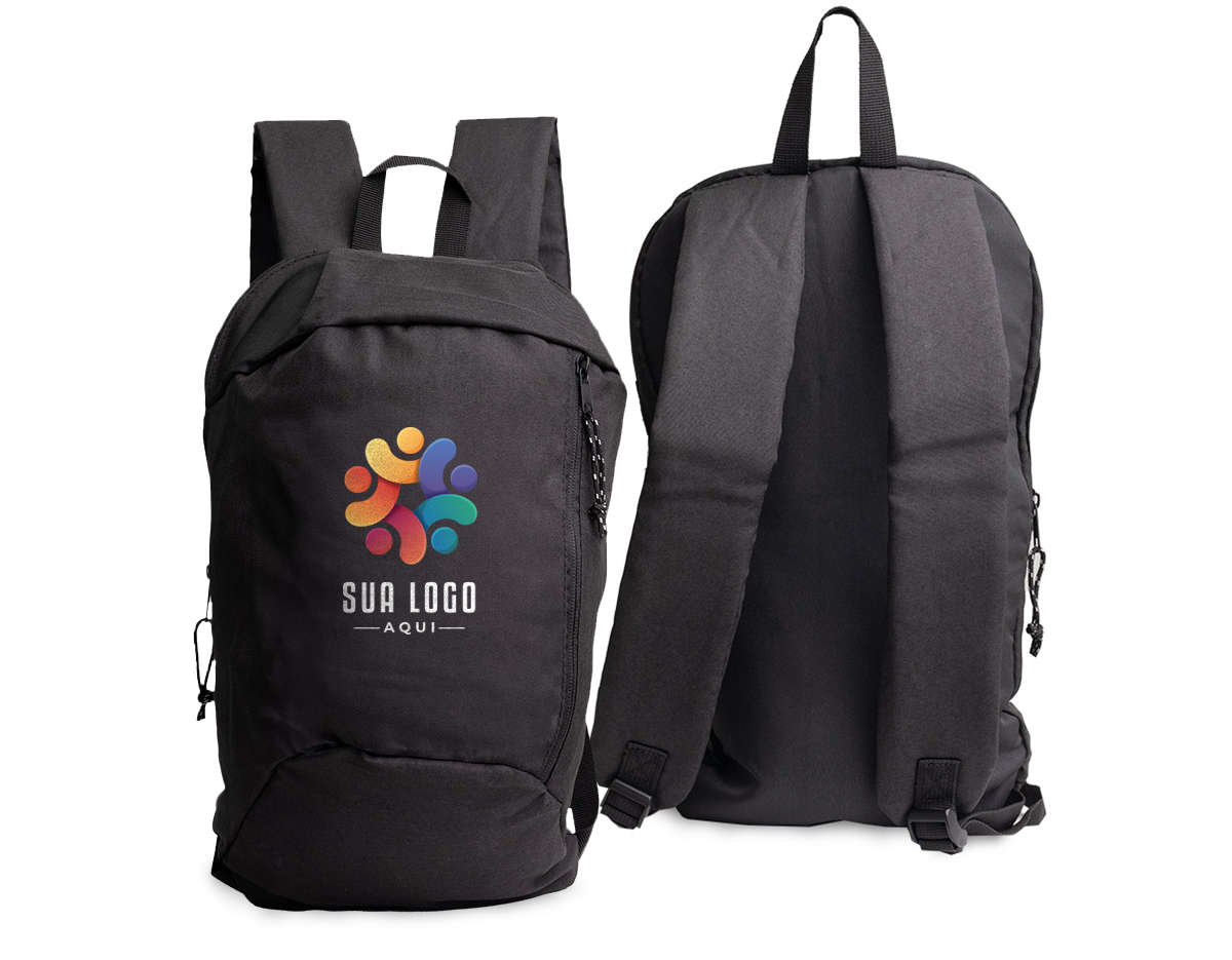 A mochila rPET de 9 litros oferece praticidade e sustentabilidade em um design compacto. Com dois compartimentos, permite organizar seus pertences de forma eficiente. Feita de material reciclado, é uma escolha consciente para quem valoriza o meio ambiente. Ideal para uso diário ou pequenas aventuras.