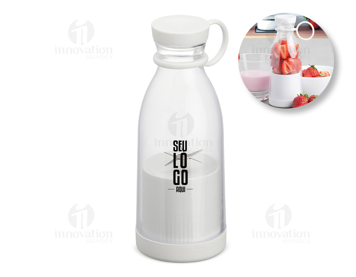 Mini liquidificador portátil com capacidade de 380ml. Contém tampa rosqueável plástica com alça emborrachada para transporte, ventoinha inox 6 lâminas e base plástica com borrachas antiderrapantes. Acompanha cabo USB. Obs. (Para o funcionamento do produto a quantidade total de frutas/água adicionadas não deve exceder 300ml).