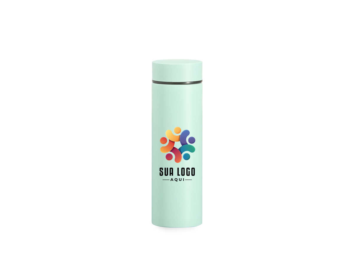 Garrafa térmica de 240ml em aço inoxidável, ideal para manter a temperatura de bebidas por horas. Possui tampa rosqueável para maior praticidade e segurança no transporte. Perfeita para quem busca funcionalidade e durabilidade em cada uso.