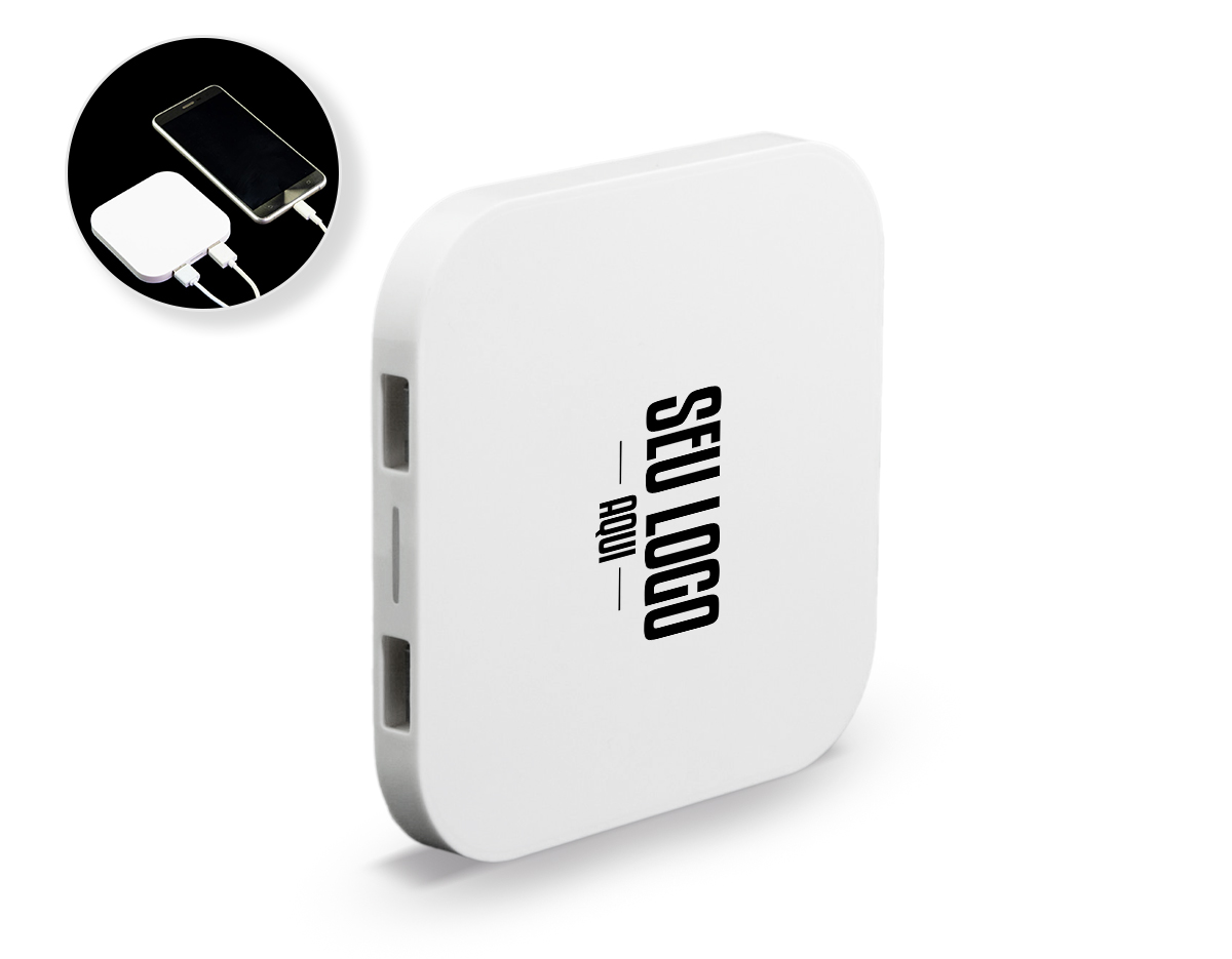 Entrada: 5V/2 A Saída: 5V/1 A Wirelles: 5W Carregador wireless para aparelhos compatíveis com tecnologia QI. Além do carregamento sem fio, pode recarregar até outros dois dispositivos digitais simultaneamente através das duas saídas usb. Lâmpada Led indica quando o carregador está em atividade. Borracha antiderrapante na parte inferior, deixando dispositivo mais estável no carregamento. Material plástico.