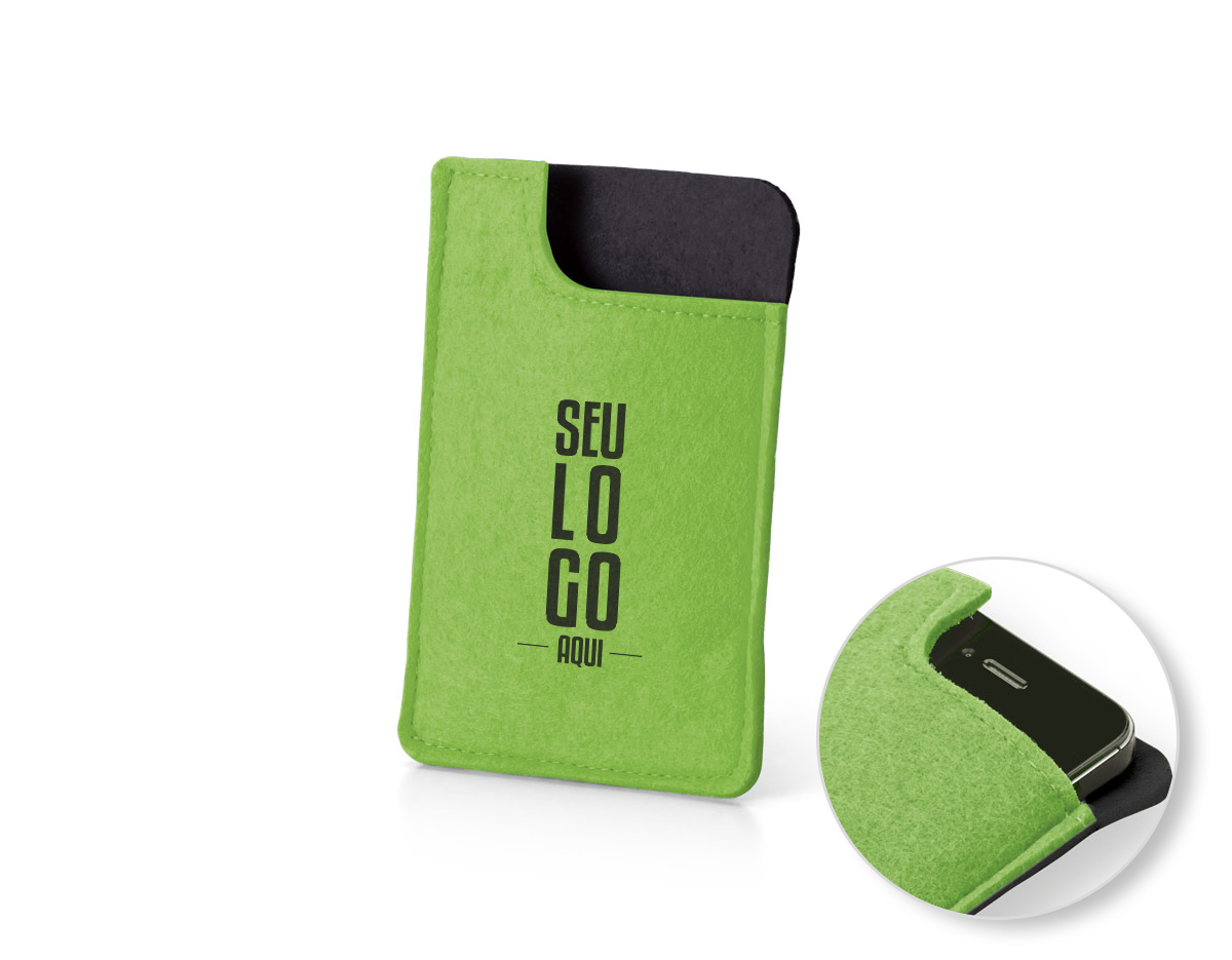 Bolsa em feltro para celular, com dimensões compactas de 8,3cmx 13,4cm x 6 mm. Feita para proteger e transportar seu dispositivo com segurança, oferece um design simples e funcional em material durável.