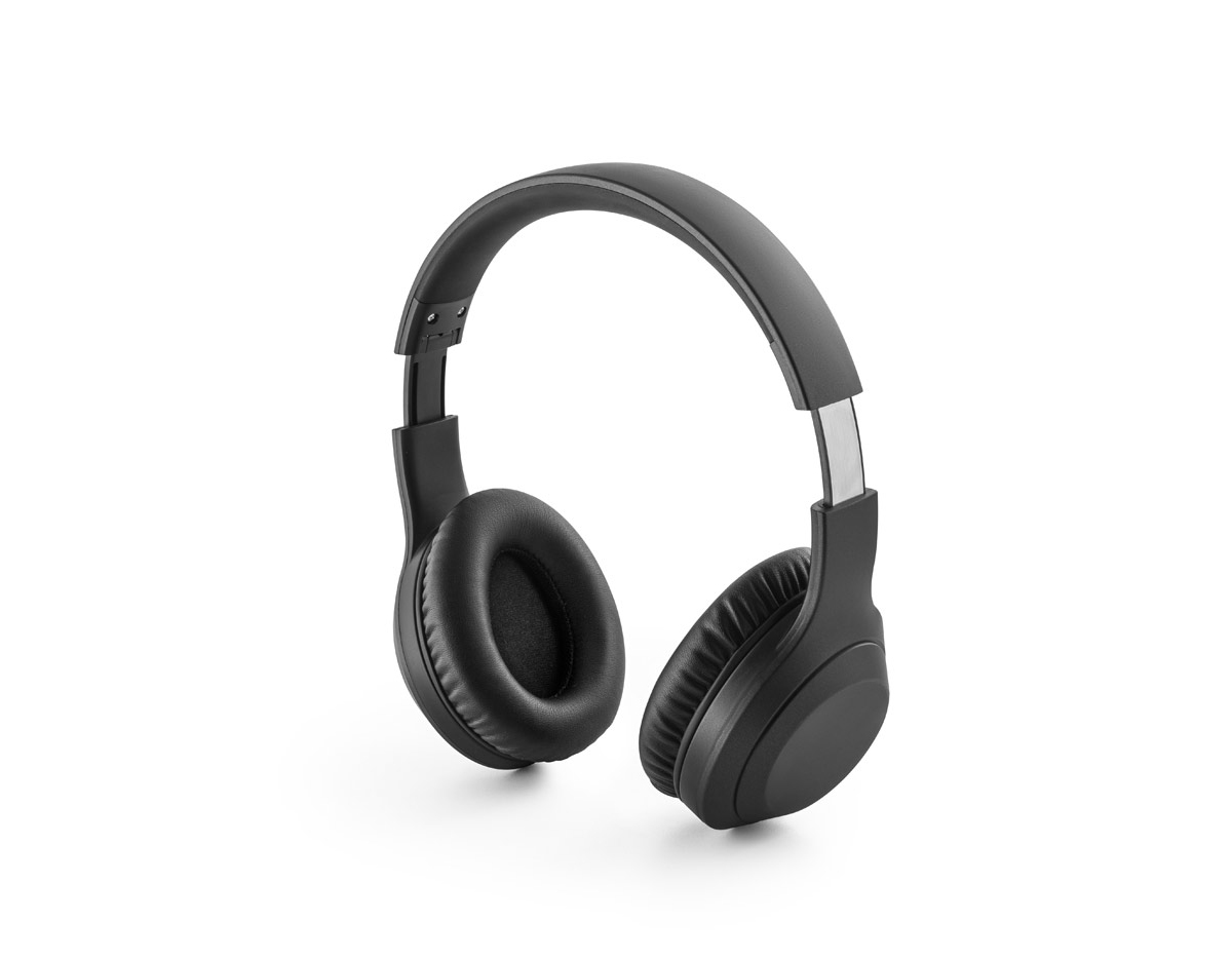 Fones de ouvido wireless dobráveis em ABS 100% reciclado com ANC - cancelamento de ruído ativo - permite que se concentre nas principais tarefas do seu dia ou que relaxe a ouvir as suas músicas favoritas sem interrupções. Possui transmissão BT 5.3 e uma bateria de 400 mAh, aproximadamente 15h de autonomia. Quando ligados ao seu dispositivo móvel ou computador podem ser controlados através de botões nos fones de ouvido. Se necessário também podem ser utilizados através de um cabo jack com 3.5 mm. Incluso um cabo de carregamento USB-C. Fornecido em caixa de papel kraft com bolsa. Aba: 300 x 200 mm | Caixa: 170 x 135 x 90 mm