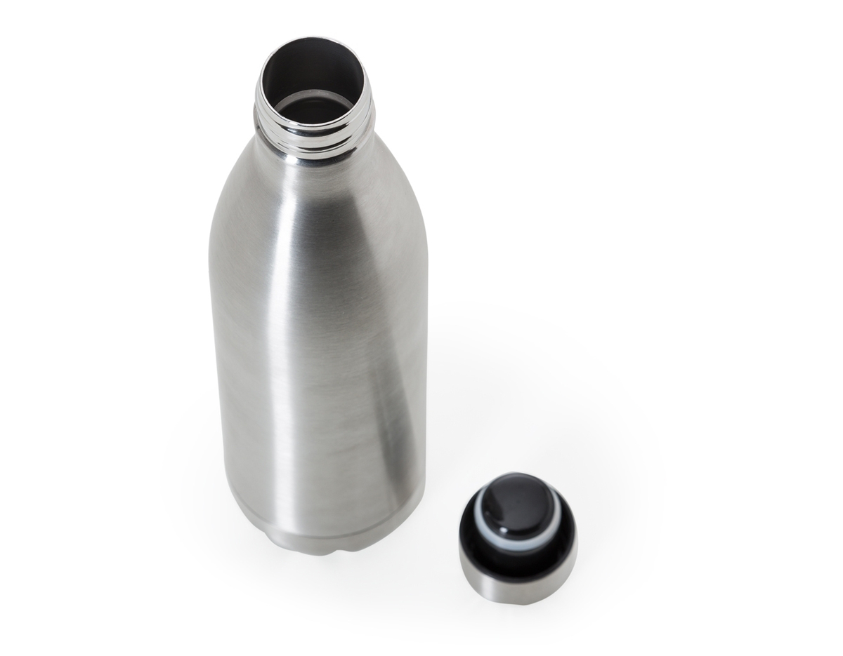 Garrafa térmica 750ml em inox de alta qualidade. Possui tampa, pode ser utilizada com líquidos quentes ou frios. Observação: não colocar no fogão ou micro-ondas. OBS.: PEDIDO MÍNIMO DE 30 PEÇAS!