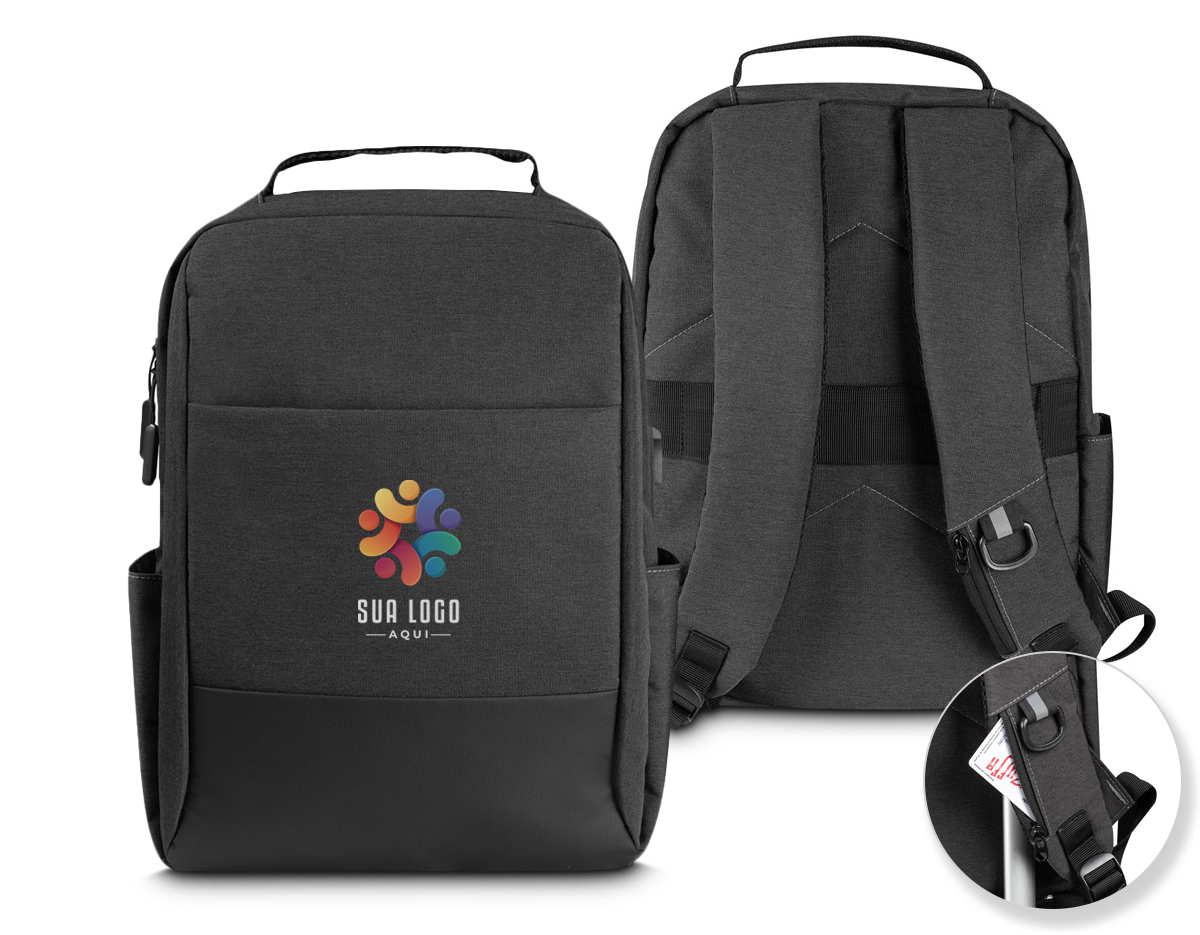 Mochila Pasta produzida em tecido de poliéster e PU, alça de ombro acolchoada, bolsos frontais com zíper,dois compartimentos laterais, aceita notebooks de até 15,6”. Alça de ombro ajustável, porta USB na lateral da mochila, compartimento com zíper na alça de ombro para pequenos objetos.