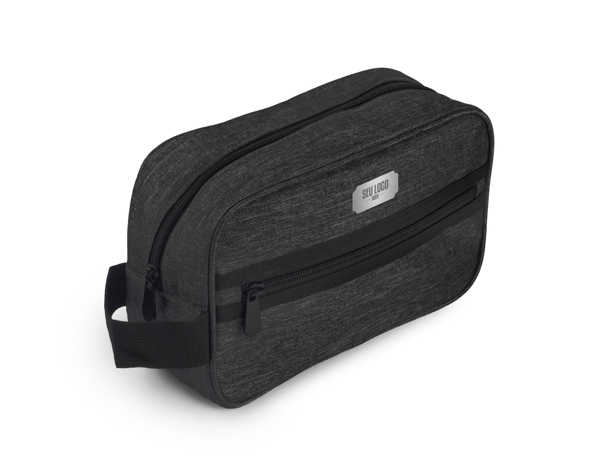 Nécessaire em tecido poliéster, resistente e leve. Possui alça de mão para fácil transporte e um bolso externo com zíper, proporcionando mais praticidade para organizar pequenos itens. Ideal para o uso diário ou em viagens, é funcional e durável.