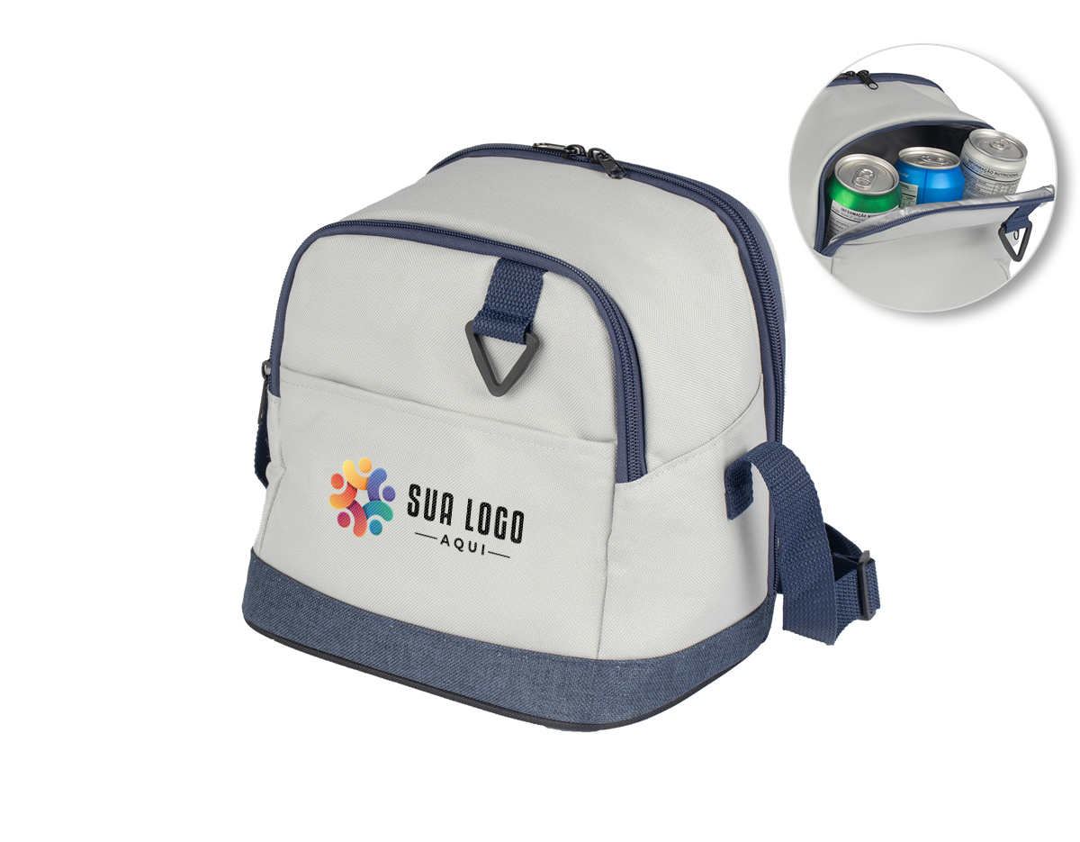 Esta bolsa térmica é projetada para manter a temperatura dos alimentos e bebidas. Possui um bolso frontal para itens pequenos e uma argola para chaves, oferecendo praticidade. Com dois acessos ao compartimento interno, facilita o acesso ao que você precisa. A alça ajustável garante conforto no transporte, enquanto a parte interna soldada assegura resistência e facilidade de limpeza. Ideal para piqueniques e passeios.