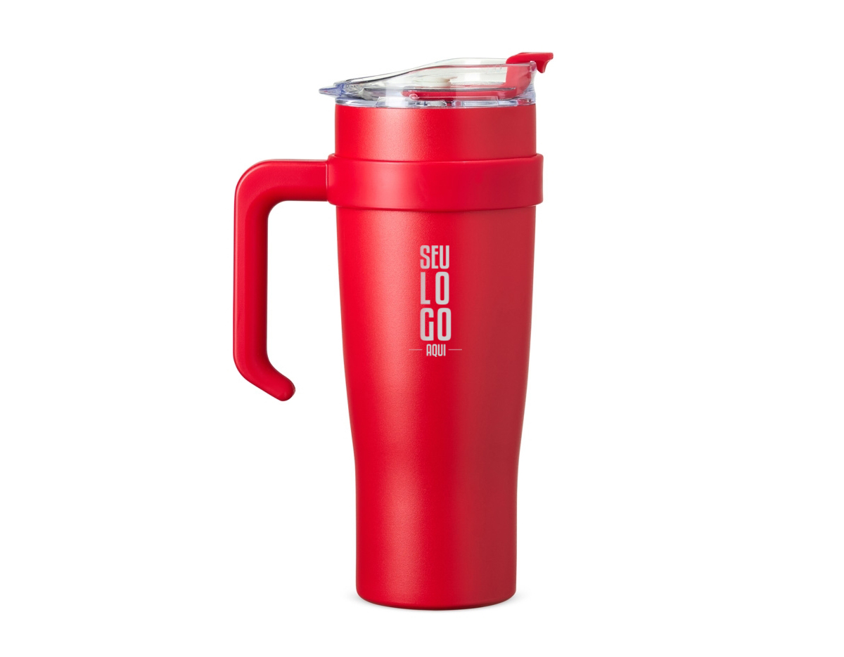 Caneca térmica com capacidade de 1,2 litros feita em inox 304 com parede dupla, contém tampa acrílica rosqueável com acesso para canudo, trava de segurança e bocal. Acompanha canudo de inox com ponta de silicone, proporcionando uma experiência mais agradável ao beber.