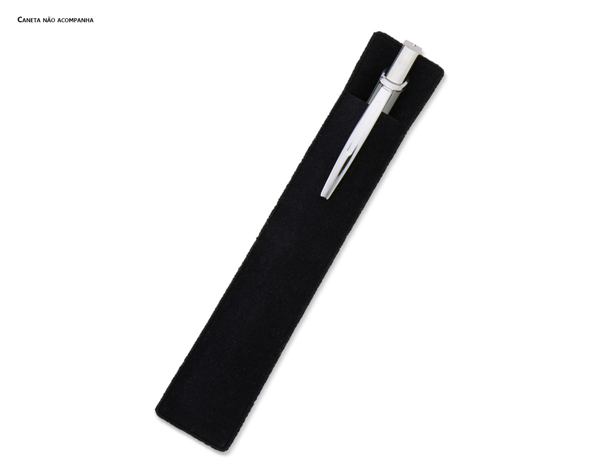 Estojo minimalista, inteiramente de veludo. Com espaço único para guardar uma caneta, um lápis ou somente uma lapiseira. Obs.: Não acompanha caneta.