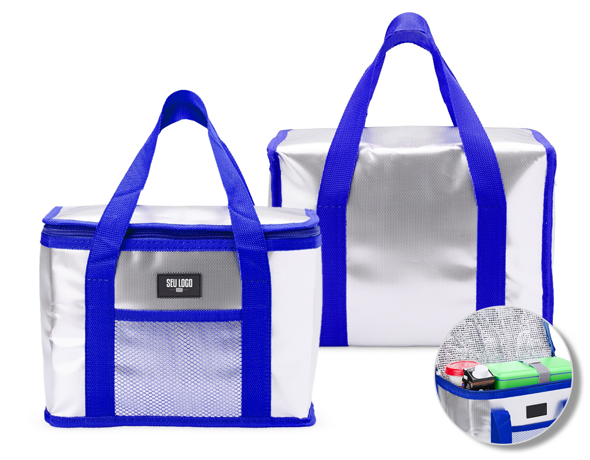 Essa bolsa térmica é o acessório ideal para quem busca praticidade e versatilidade. Feita com materiais de isolamento térmico de alta qualidade, mantém os alimentos frescos e na temperatura certa por muito mais tempo. Seja para viagens, trabalho, escola ou atividades ao ar livre, ela garante que os lanches e refeições estejam sempre bem conservados. Com um design compacto, leve e fácil de transportar, sua parte interna é espaçosa e acomoda diferentes tipos de alimentos de forma organizada. Além disso, conta com um bolso telado externo, perfeito para itens menores e de fácil acesso.