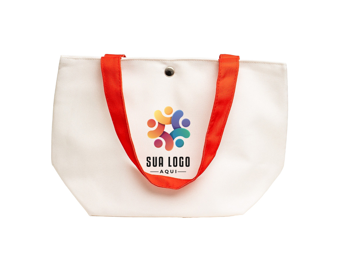 Conheça a nossa bolsa de lona, ideal para quem busca um estilo despojado sem abrir mão da funcionalidade! Resistente à água, garante ainda mais proteção para os pertences em qualquer condição. Seu interior possui um tecido que mantém os objetos organizados e seguros, perfeita para o dia a dia ou para aventuras de fim de semana. Leve e durável, a Bolsa de Lona é a combinação perfeita de praticidade e charme.
