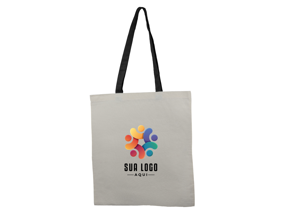 Sacola produzida em algodão cru de 140 g/m², ideal para uso diário ou em eventos. Possui um design simples e funcional, com alças coloridas que proporcionam um toque de contraste e estilo. Resistente e reutilizável, é uma opção prática e sustentável para transportar objetos com leveza e durabilidade.