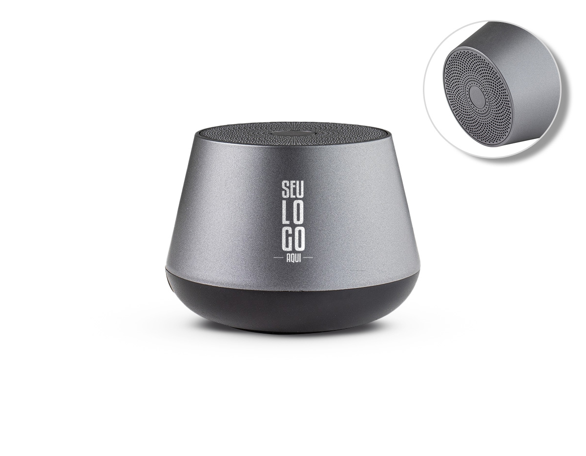 Transforme sua experiência musical com essa caixinha de som, uma combinação perfeita de potência, portabilidade e estilo. Com som nítido, graves marcantes e tecnologia Bluetooth, ela oferece áudio de alta qualidade. Compacta e elegante, é fácil de levar para qualquer lugar, seja na praia, em festas ou no conforto de casa. Pequena no tamanho, gigante no desempenho!