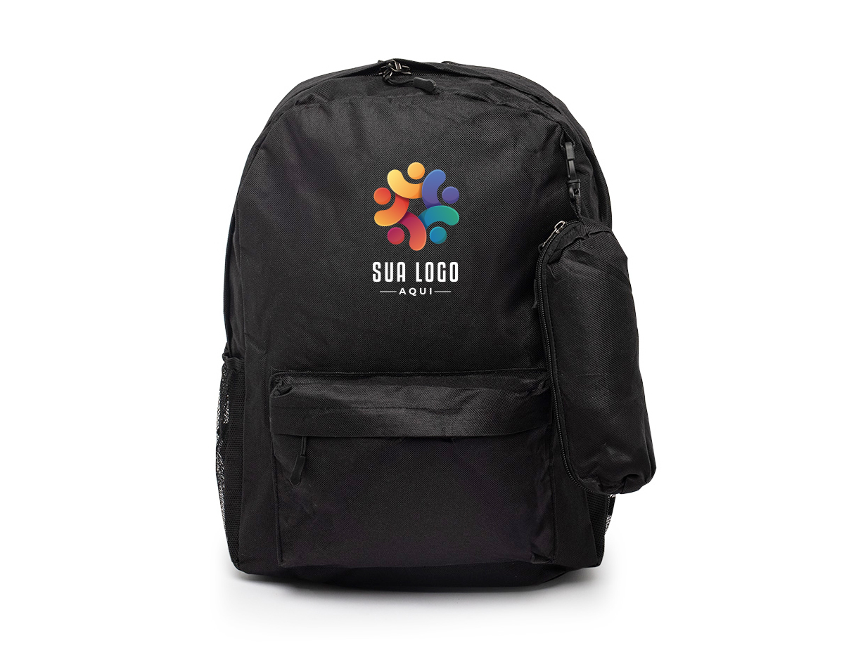 Mochila de nylon com capacidade de 27 litros, ideal para quem busca praticidade no dia a dia. Possui dois compartimentos principais, incluindo um bolso raso para notebook de até 15,6 polegadas, e bolsos laterais telados para acessórios adicionais. A mochila também acompanha um estojo de nylon, oferecendo mais organização para seus itens. Seu design versátil e funcional é perfeito para trabalho, estudos ou viagens curtas.