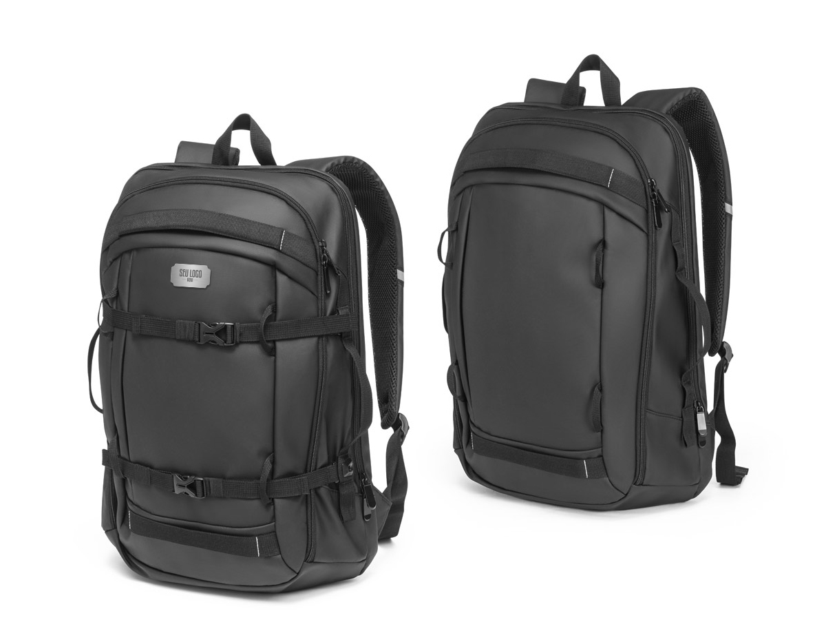 Mochila para notebook em 900D, poliéster reciclado (100% rPET), de alta densidade, com revestimento resistente à água e forro em 210D poliéster reciclado (100% rPET). Possui 1 compartimento traseiro com divisória almofadada para notebook até 17.3" e um bolso frontal com zíper. Parte posterior com acolchoamento extra. Contém cintas de compressão removíveis na parte frontal da mochila e detalhes refletores nas pegas e alças. Capacidade até 21 L 340 x 490 x 140 mm