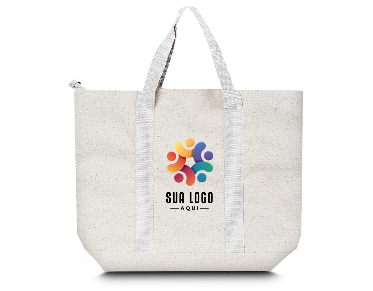 Sacola confeccionada em algodão cru de 450g/m², garantindo alta resistência e durabilidade. Possui alça reforçada para transporte, sendo ideal para carregar objetos pesados com praticidade e segurança.