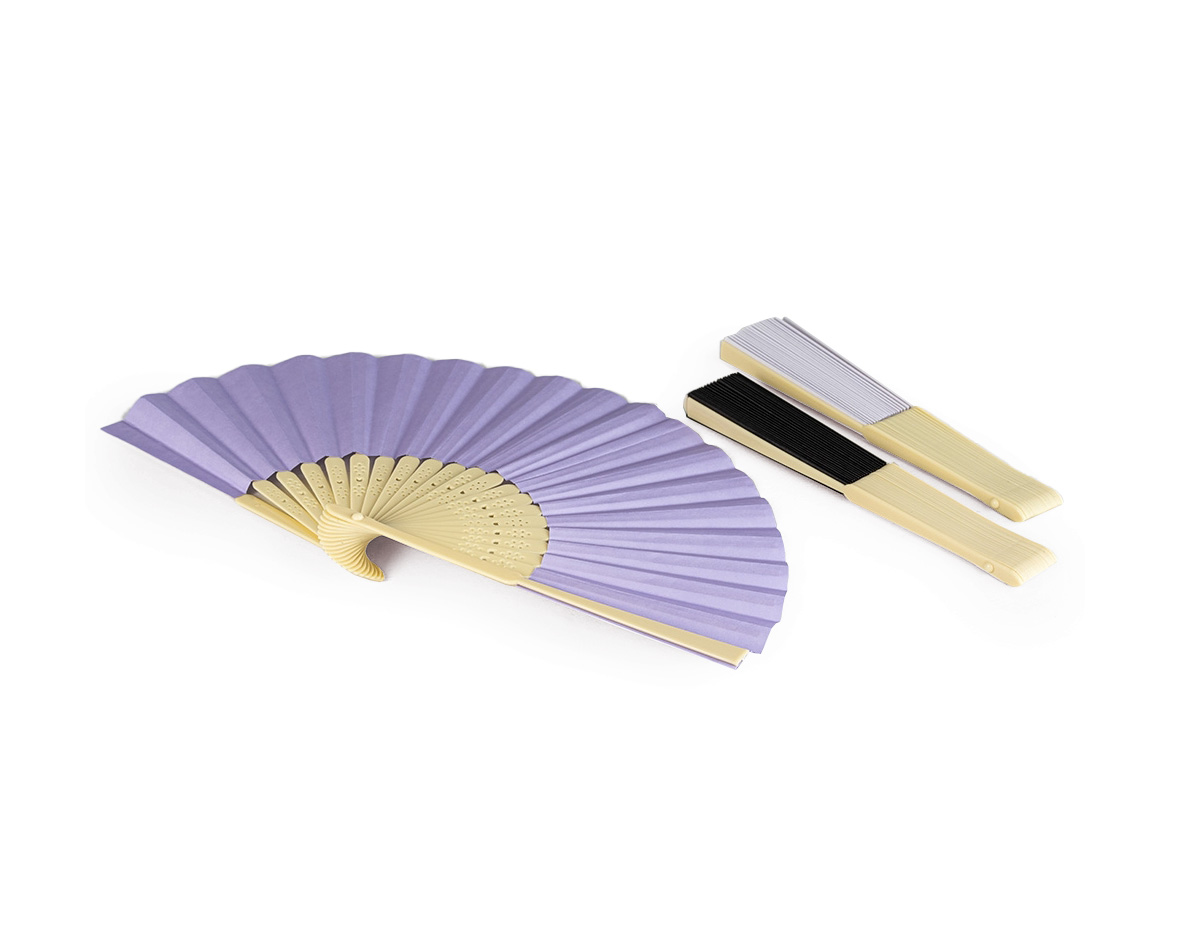 Leve, compacto e indispensável nos dias quentes, este leque combina funcionalidade e elegância. Feito de papel e detalhe em plástico, proporciona uma brisa refrescante a qualquer hora, trazendo conforto e alívio imediato. Perfeito para se ter sempre por perto, seja no trabalho, em passeios ou em eventos ao ar livre. Um aliado essencial para o dia a dia!
