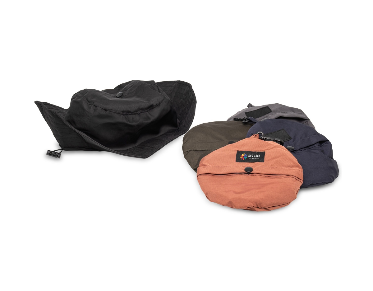 O chapéu bucket une versatilidade e estilo, seu tamanho único é ajustável para a maioria dos adultos. Dobrável e fácil de transportar, cabe na bolsa ou bolso, e até mesmo pode ser pendurado já que possui gancho para prendê-lo onde quiser. Feito em poliéster de alta qualidade, é impermeável, macio, confortável, respirável e mantém a forma após dobrado. Perfeito para pesca, praia, trilhas, acampamentos e passeios urbanos, garantindo proteção solar enquanto complementa seu visual com uma estética única.