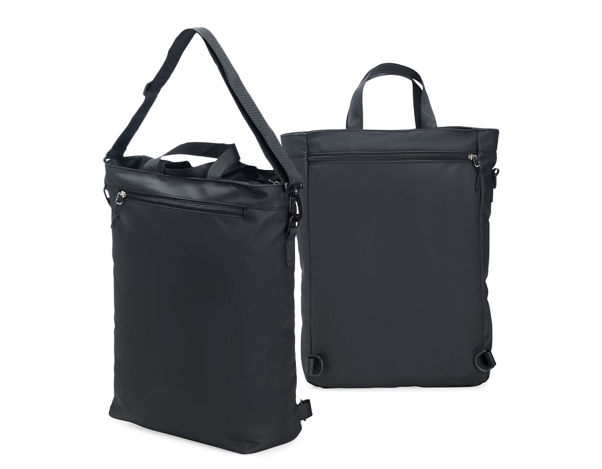 Nossa Mochila de PU 18L é a solução perfeita para te acompanhar nas mais diversas necessidades, podendo ser utilizada de três formas, se adaptando facilmente a diferentes ocasiões. Com um design moderno e descontraído, inspirado no formato saco, é feita em PU resistente à água e conta com três compartimentos: um frontal, outro na parte traseira, onde as alças podem ser guardadas quando usada como bolsa e, quando utilizada no modo mochila, esse espaço se transforma em mais um compartimento. Já o compartimento principal oferece amplo espaço e um bolso com zíper para manter itens menores acessíveis e fáceis de encontrar. Além disso, possui alças de mão e uma alça transversal removível, proporcionando ainda mais versatilidade. Seu design flexível a torna uma excelente escolha para quem busca uma bolsa funcional e estilosa.