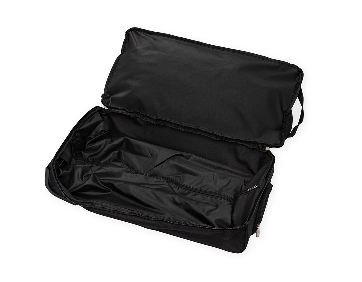 Mais versatilidade para o dia a dia e até mesmo viagens! Feita em poliéster resistente à água, essa mala de 51 litros conta com quatro compartimentos, incluindo um exclusivo para guardar o puxador e manter tudo mais organizado. O transporte é prático e confortável, com alças de mão unidas por suporte em velcro, puxador retrátil e duas rodinhas, permitindo escolher entre dois modos de locomoção. Para mais estabilidade, conta ainda com placa reforçada no fundo e dois pés de apoio.