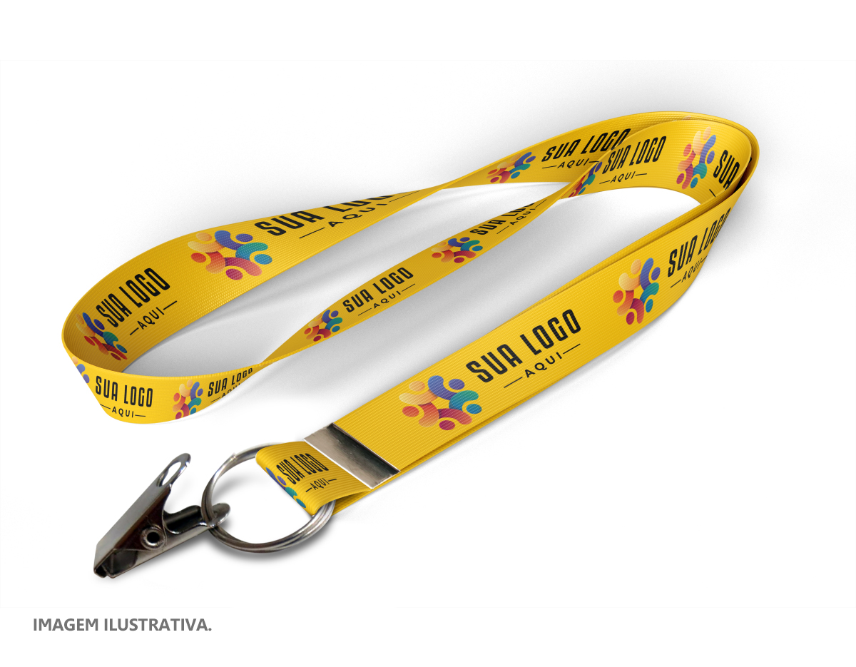 Cordão de 120 cm de comprimento e 2,5 cm de largura, com jacaré na argola, ideal para oferecer segurança no fechamento e praticidade no uso. Sua estrutura robusta e o detalhe do jacaré proporcionam resistência e um toque funcional para o dia a dia.