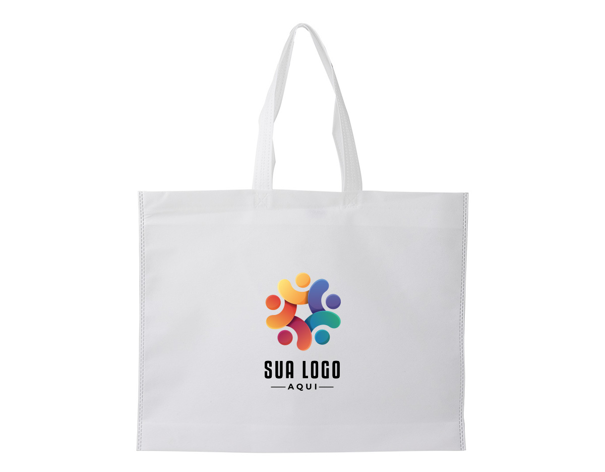 Sacola de TNT com costura termo selada, resistente e leve, ideal para o dia a dia. Seu material reutilizável e ecológico contribui para a redução do uso de plásticos, tornando-a uma excelente opção sustentável. Perfeita para eventos, feiras e compras, possui design versátil e pode ser personalizada. Prática e durável, oferece excelente custo-benefício para quem busca funcionalidade e consciência ambiental