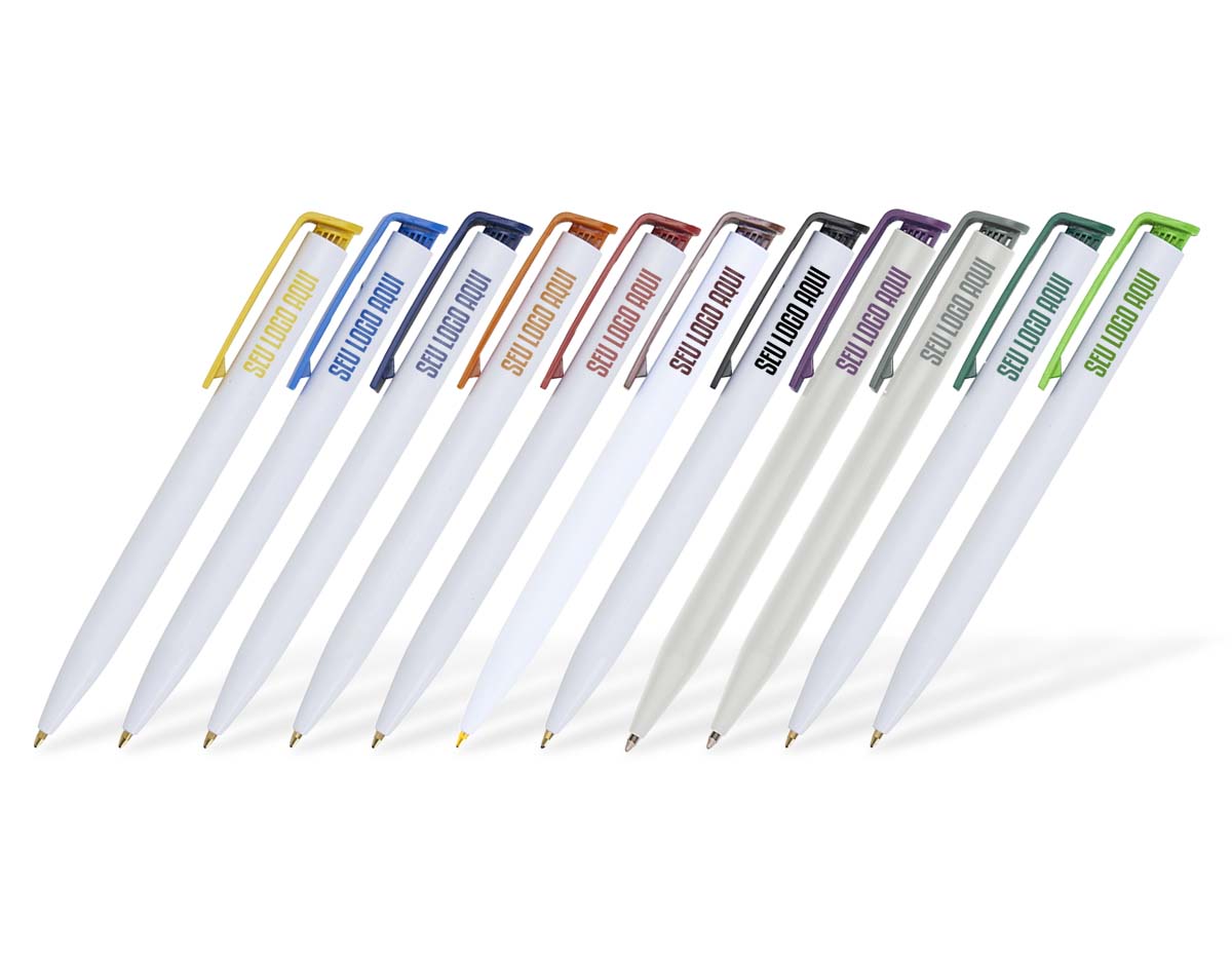 Caneta plástica com carga esferográfica azul, ideal para uma escrita suave e contínua. Seu acionamento por clique proporciona praticidade e rapidez no uso diário. Leve e ergonômica, garante conforto ao escrever, sendo perfeita para anotações, estudos e trabalho. Com design moderno e funcional, é uma excelente opção para uso pessoal ou como brinde promocional, unindo estilo, durabilidade e eficiência