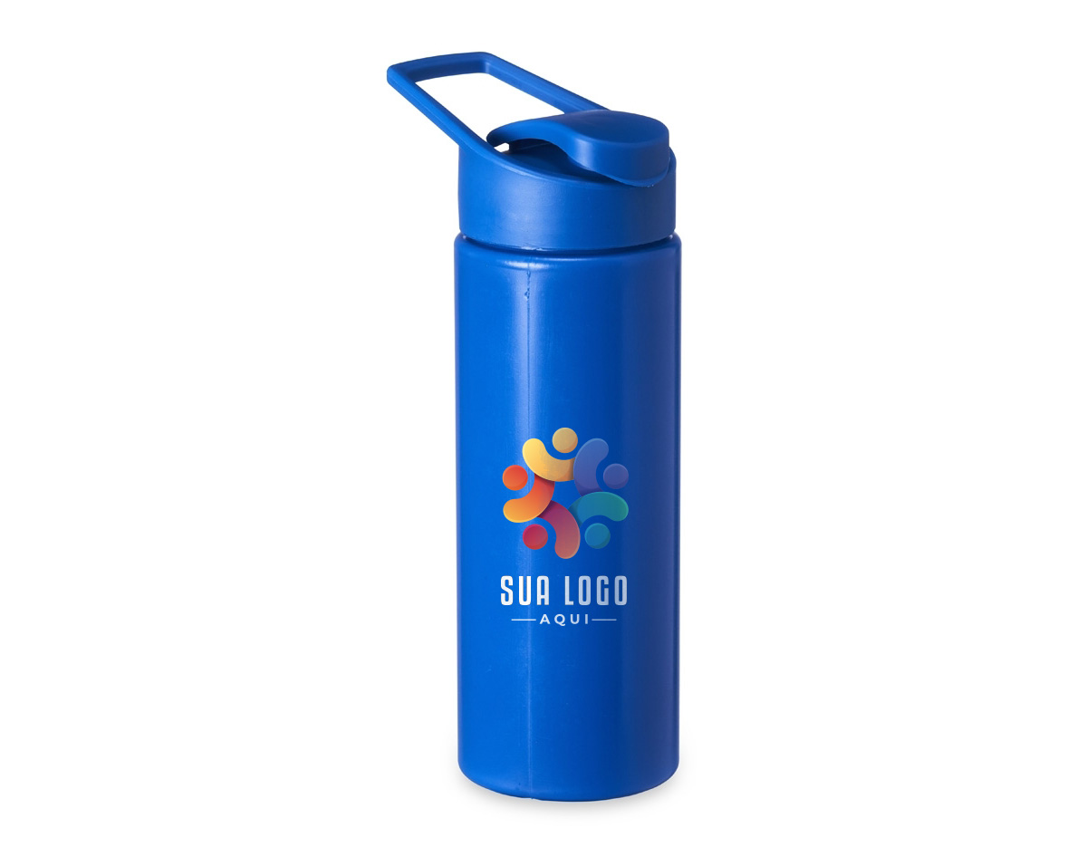 Squeeze de polietileno com capacidade de 550ml, ideal para hidratação em qualquer momento do dia. Possui tampa plástica rosqueável com alça integrada e tampa protetora para o bocal, garantindo praticidade e higiene no uso diário ou em atividades físicas.