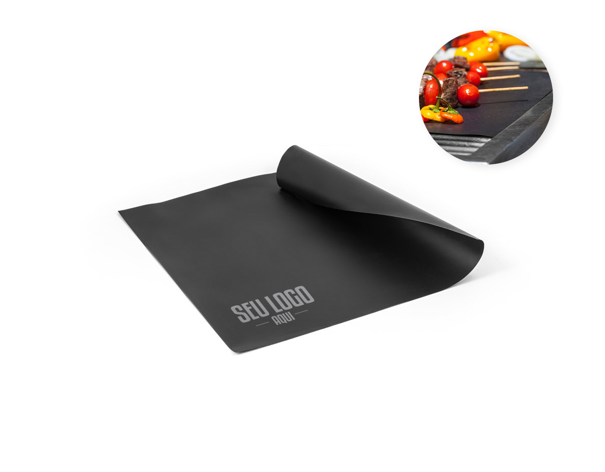 Esteira para grelha em PTFE, ideal para ser colocada sobre as grelhas de churrasco, evitando que os alimentos grudem. Conta com certificação EU Food Grade, garantindo segurança e qualidade no contato com os alimentos.