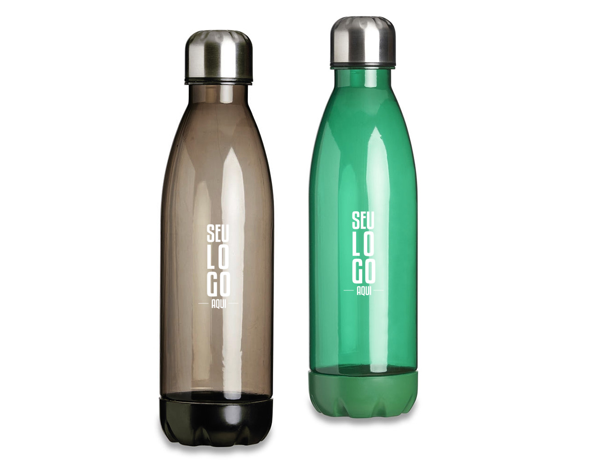 Garrafa translucida de plástico com capacidade para 700ml, possui uma base na respectiva cor leitosa e uma tampa de alumínio com rosca.