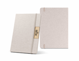 Caderno A5 com capa em tecido 100% poliéster. Moderno e resistente, é ideal para o dia a dia, unindo estilo e praticidade em um design leve e funcional.