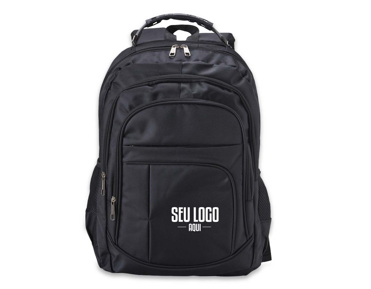 Mochila nylon 30L com 4 compartimentos, bolso p/ notebook 15,6", bolsos laterais em malha, 2 alças de mão e costas com revestimento espumado.