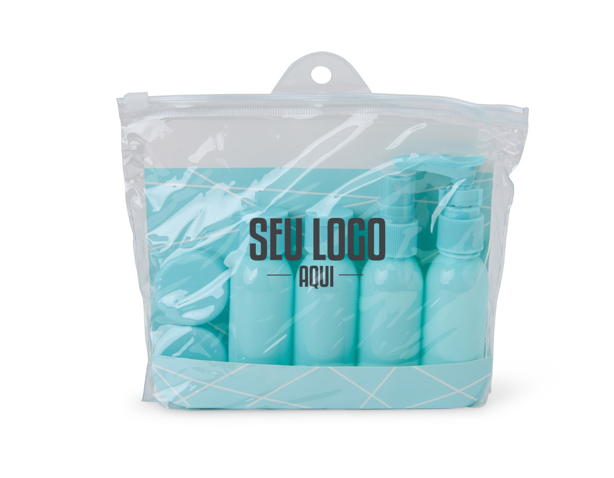 Kit viagem compacto e prático para maquiagem e cuidados pessoais. Inclui estojo ziplock com 2 frascos de 50ml (pump e spray), 2 frascos rosqueáveis de 50ml e 2 potes de 5ml.