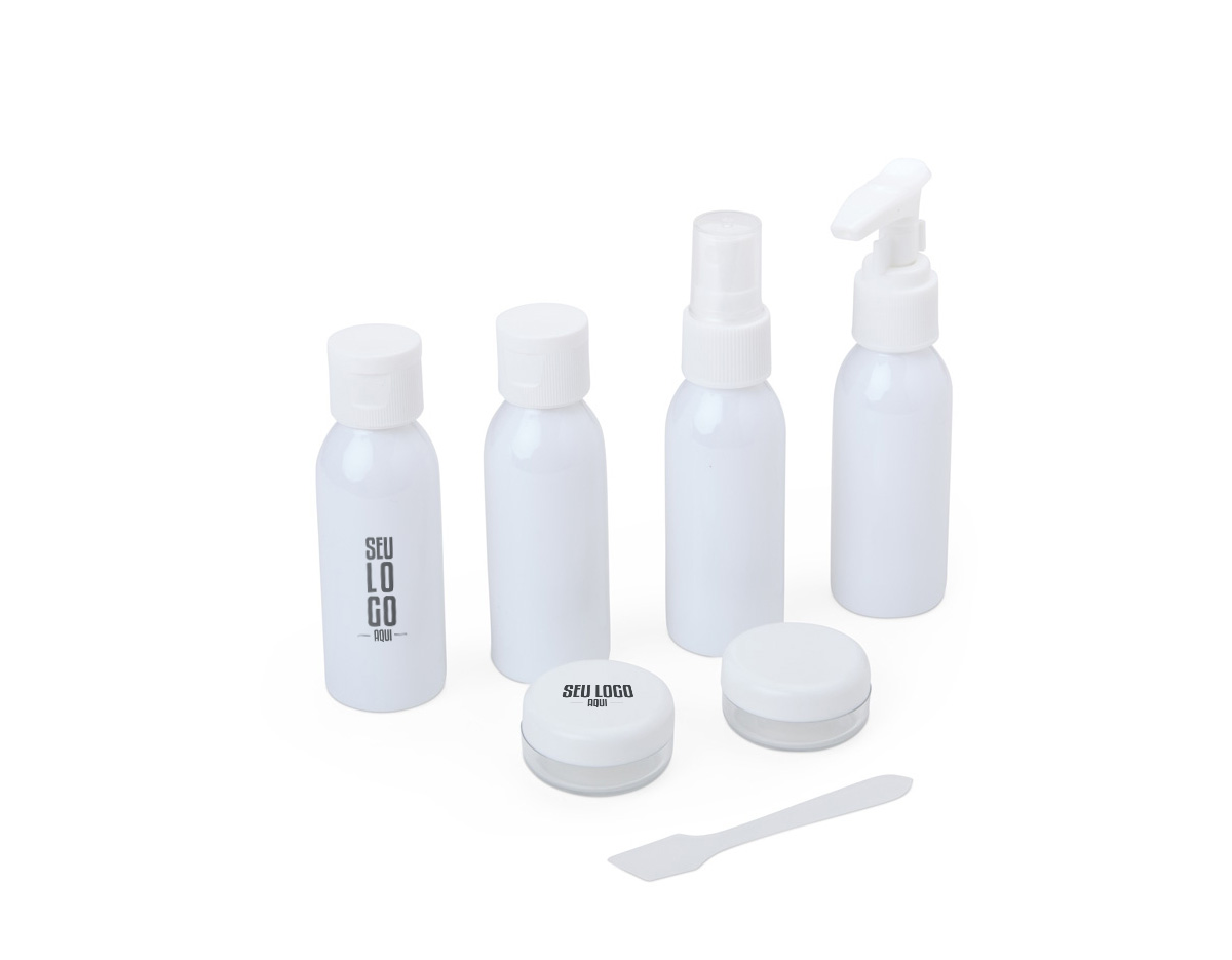 Kit viagem compacto e prático para maquiagem e cuidados pessoais. Inclui estojo ziplock com 2 frascos de 50ml (pump e spray), 2 frascos rosqueáveis de 50ml e 2 potes de 5ml.