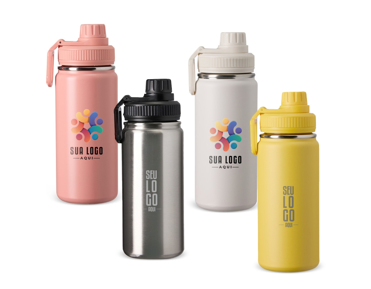 Garrafa térmica inox de capacidade de até 550ml. A pintura eletrostática garante uma cor duradoura e acabamento de maior qualidade. Sua parede dupla e isolamento à vácuo mantém o líquido conservado por mais tempo e permite o uso da garrafa sem a necessidade de se preocupar em entrar em contato direto com o calor interno ou vazamentos. Além disso, a garrafa conta com uma tampa rosqueável e uma alça que facilita o transporte para qualquer lugar.