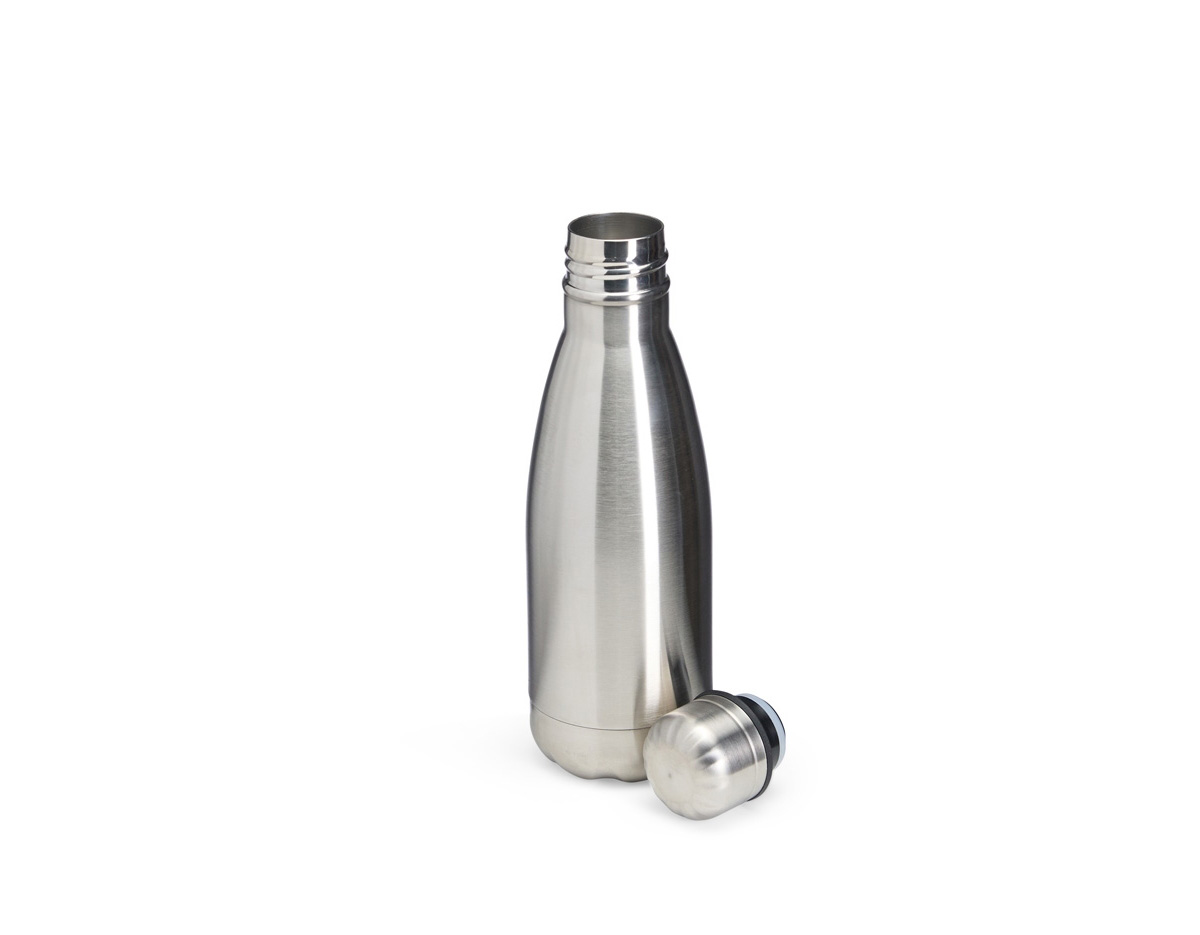 Garrafa térmica de 350ml feita em inox com parede dupla e isolamento a vácuo, mantendo líquidos na temperatura ideal por mais tempo. Possui acabamento em aço escovado, que alia resistência e estilo moderno, sendo uma opção prática para uso diário.