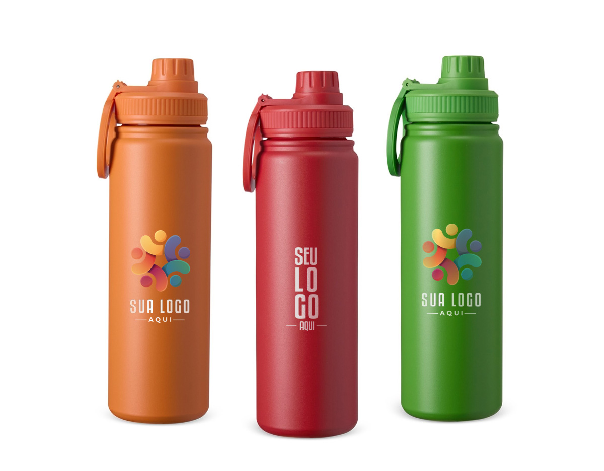 Garrafa térmica em inox com capacidade de 750ml, pintura eletrostática para maior durabilidade e acabamento. Possui parede dupla com isolamento a vácuo, que conserva a temperatura e evita vazamentos. A tampa rosqueável traz alça circular magnética compatível com iPhones.