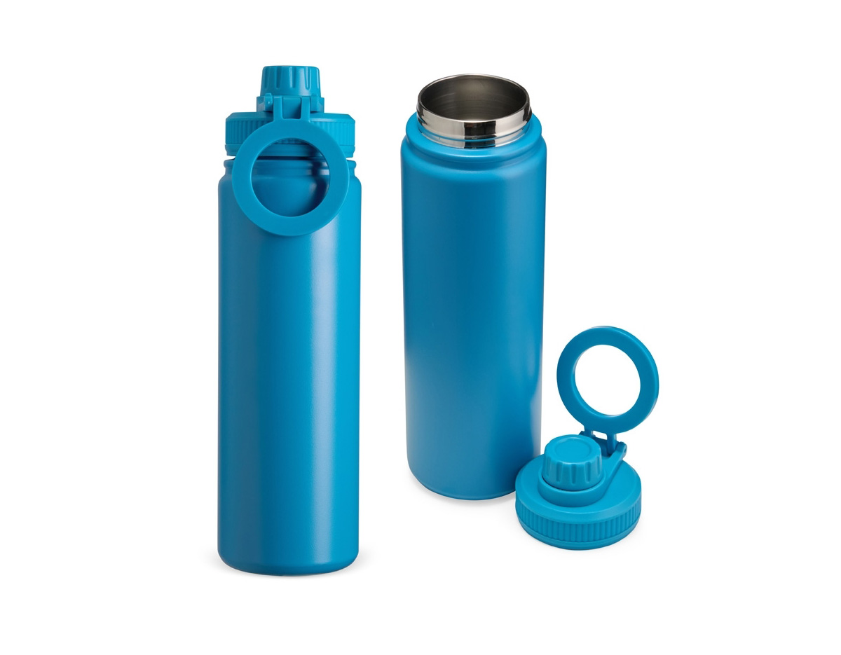 Garrafa térmica em inox com capacidade de 750ml, pintura eletrostática para maior durabilidade e acabamento. Possui parede dupla com isolamento a vácuo, que conserva a temperatura e evita vazamentos. A tampa rosqueável traz alça circular magnética compatível com iPhones.