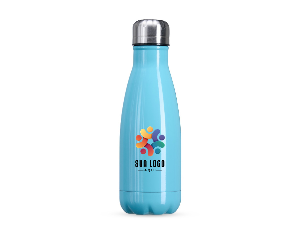 Garrafa de inox com capacidade de 540ml, ideal para o dia a dia. Possui acabamento brilhante e tampa rosqueável, combinando simplicidade e elegância para acompanhar a rotina com praticidade.