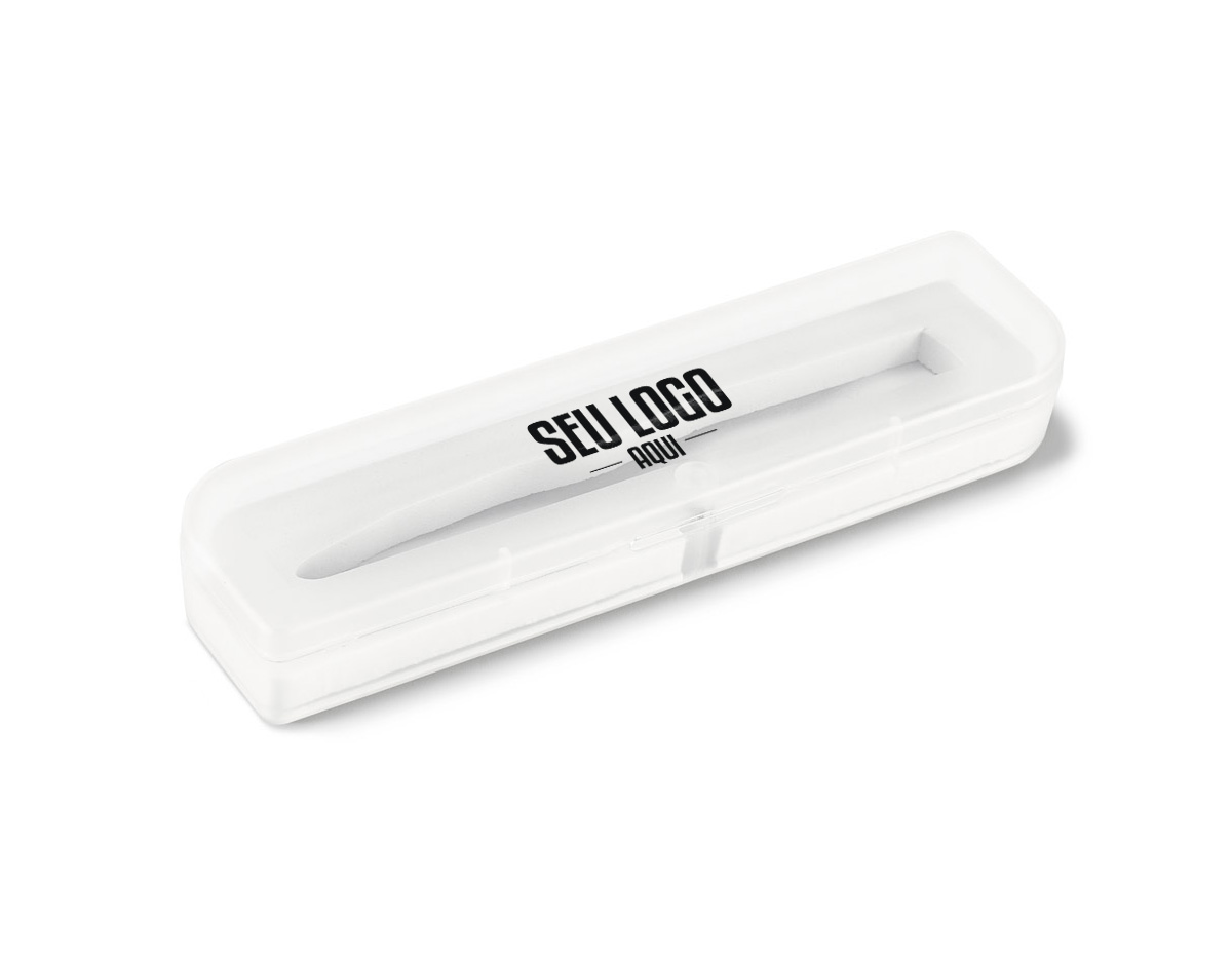 Caixa para pen drive em PP transparente, com fecho magnético para maior segurança e praticidade. Medidas: 167 x 44 x 21 mm. Produto exclusivo para venda conjunta com pen drive, ideal para apresentação e proteção do item.