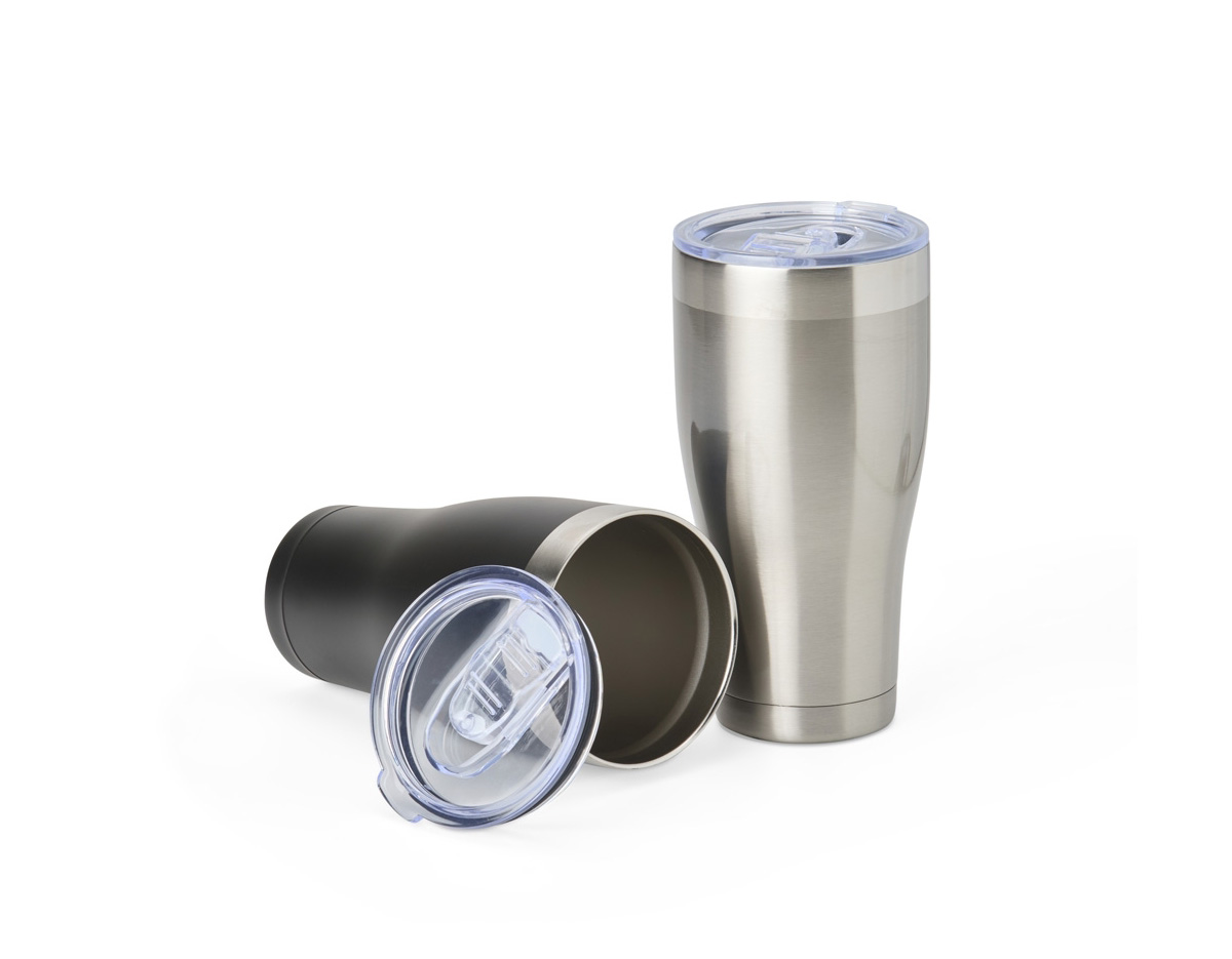 Copo térmico robusto com capacidade de 880ml, fabricado em aço inoxidável de alta durabilidade. Conta com tampa funcional equipada com bocal para beber e trava de segurança, oferecendo praticidade e evitando vazamentos. Ideal para bebidas quentes ou frias, perfeito para o dia a dia, viagens ou atividades ao ar livre.