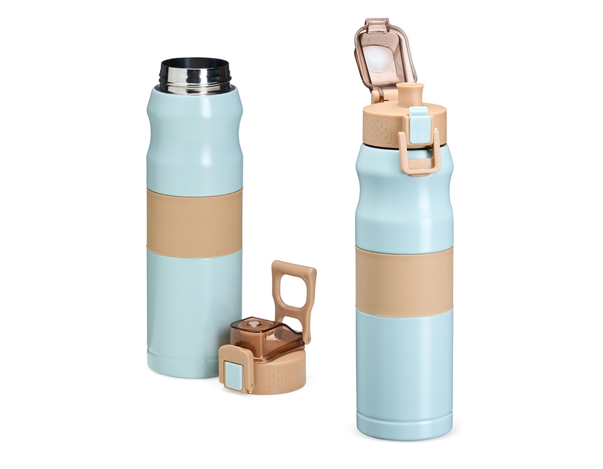 A squeeze térmica que vai te acompanhar em todos os momentos! Com 550ml de capacidade, ela é feita em inox SUS 304, trazendo resistência e praticidade para o dia a dia. A tampa rosqueável plástica com trava garante aquele toque de segurança, e a alça flexível facilita o transporte para qualquer lugar. Além disso, conta com um detalhe emborrachado removível, oferecendo uma pegada firme. Leve, prática e cheia de estilo para uma hidratação com muito mais conforto!