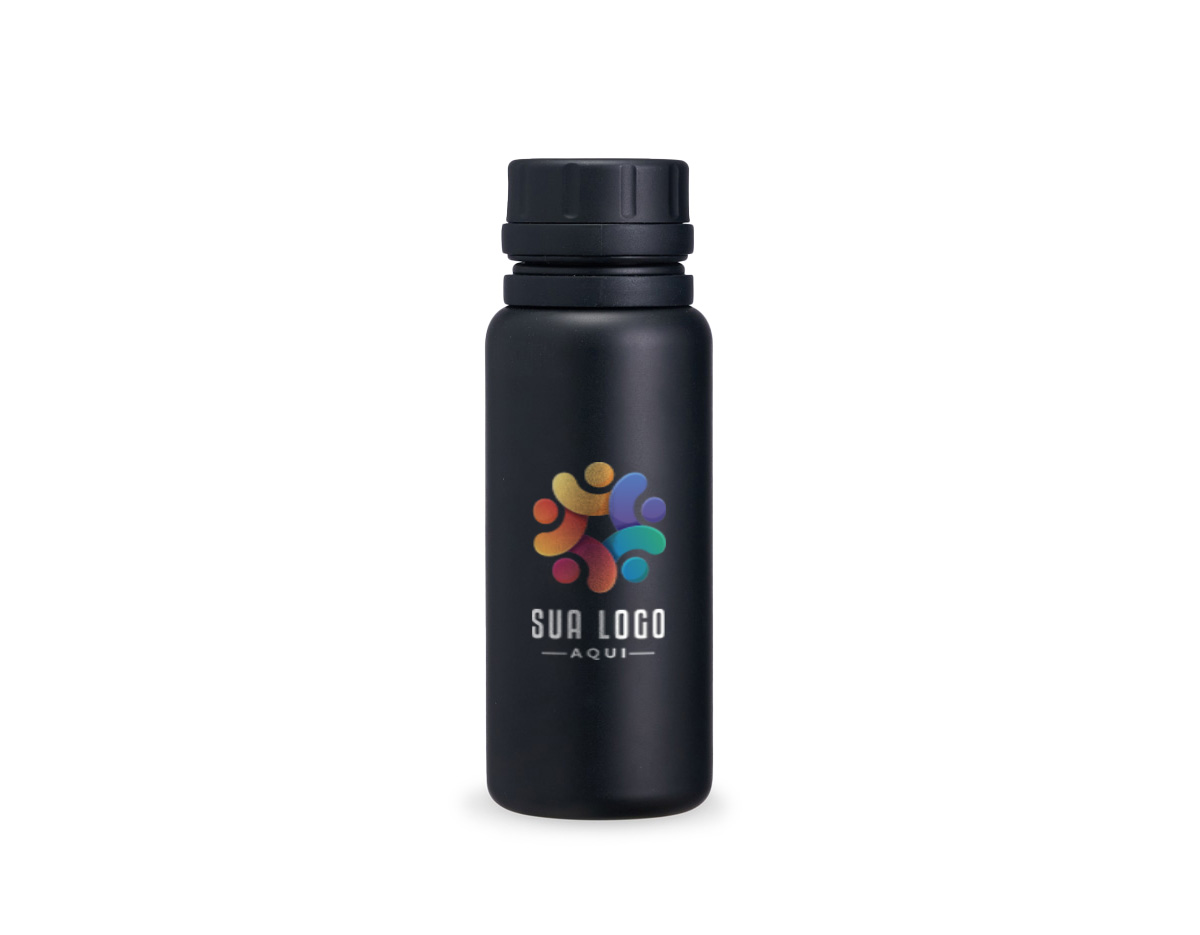 Leve suas bebidas na temperatura ideal para qualquer lugar com a nossa garrafa térmica de inox de 600ml. Compacta, leve e funcional, sua parede dupla mantém a bebida quente ou fria por mais tempo. Feita em aço inoxidável, possui ainda uma tampa rosqueável com alça de silicone embutida para facilitar o transporte e um sistema antivazamento com anel de silicone interno, garantindo segurança e praticidade em qualquer situação. Durável e com um design moderno, é a garrafa ideal para quem busca eficiência e qualidade no dia a dia.