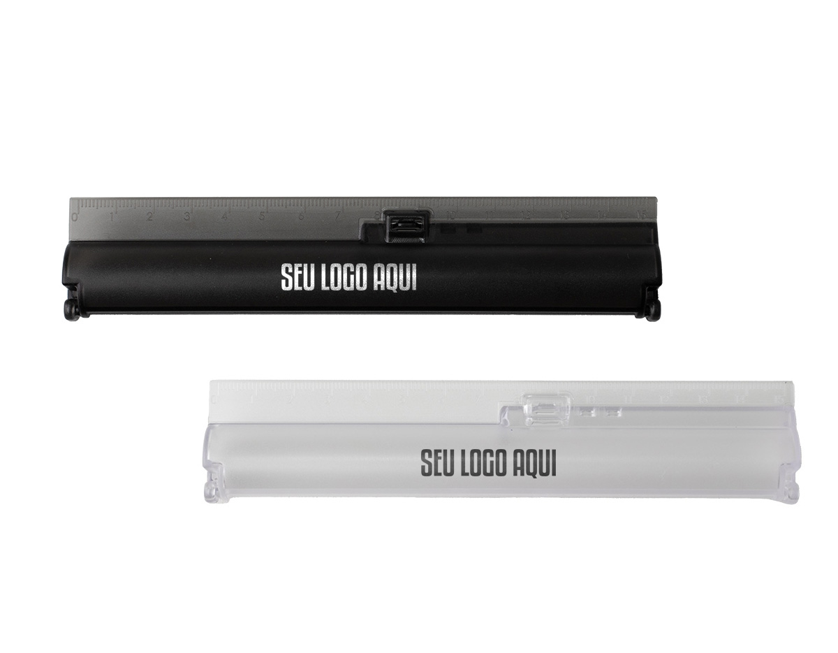 Estojo de plástico com régua integrada de 15 cm e compartimento específico para acomodar uma caneta. Produto compacto e funcional, ideal para uso escolar ou profissional. Não inclui caneta.