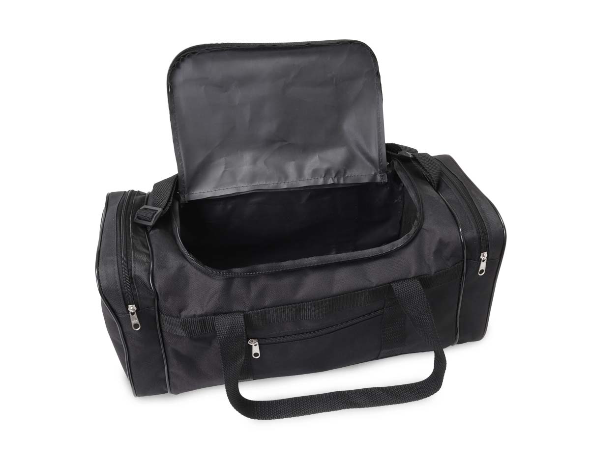 Bolsa de nylon com capacidade de 23 litros, equipada com quatro compartimentos para melhor organização. Possui alça transversal regulável e alças de mãos, oferecendo versatilidade e conforto no transporte. Ideal para uso diário ou viagens curtas.