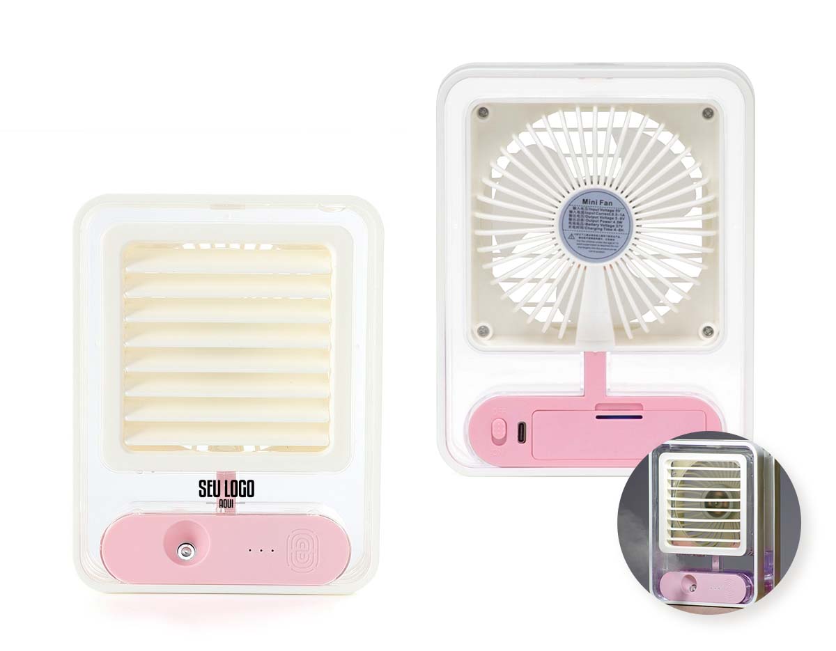 Climatizador portátil recarregável com 3 intensidades de ventilações e luzes led multicoloridas. Feito em plástico polipropileno, o climatizador pode ser utilizado exclusivamente como umidificador, ventilador ou ambas funções. Cabo tipo-C incluso.