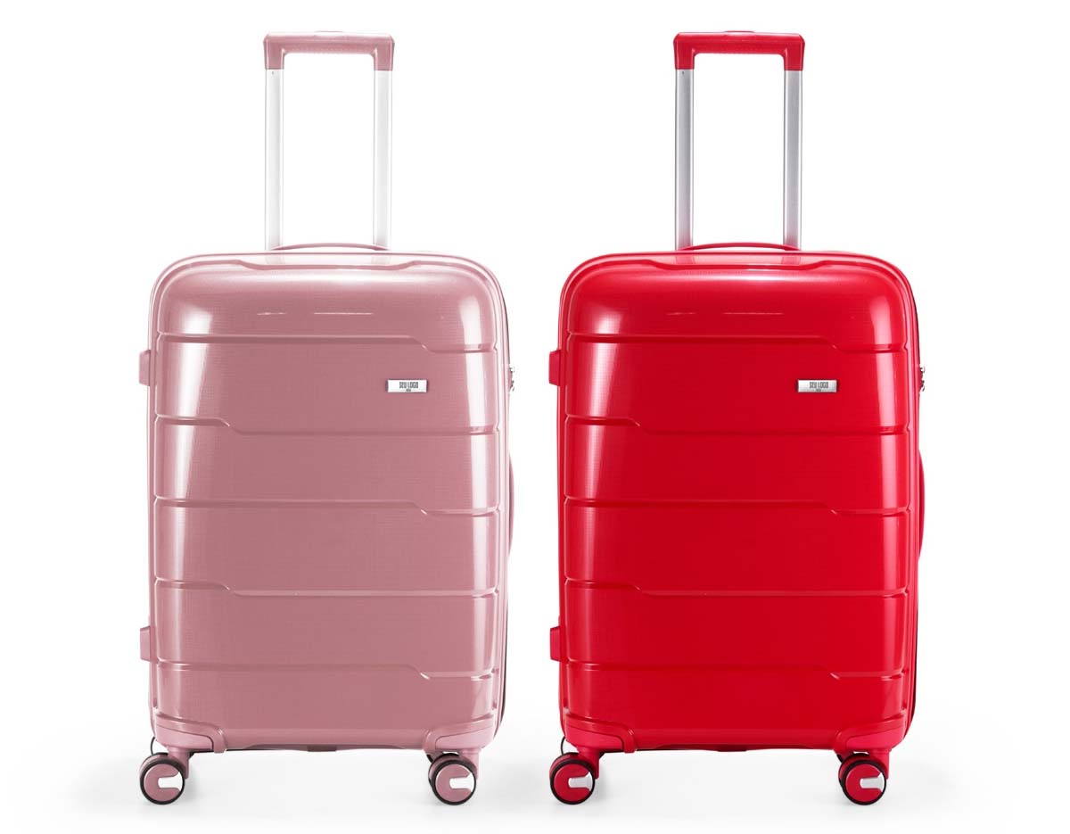 Mala de viagem 64 litros em plástico (casca dura), contém cadeado numérico TSA. Compartimentos com bolso telado e cinta compressora para roupas. A mala possui duas alças de mão, puxador retrátil com regulagem de tamanho, quatro rodinhas 360º e apoios laterais. Acompanha placa para personalização.