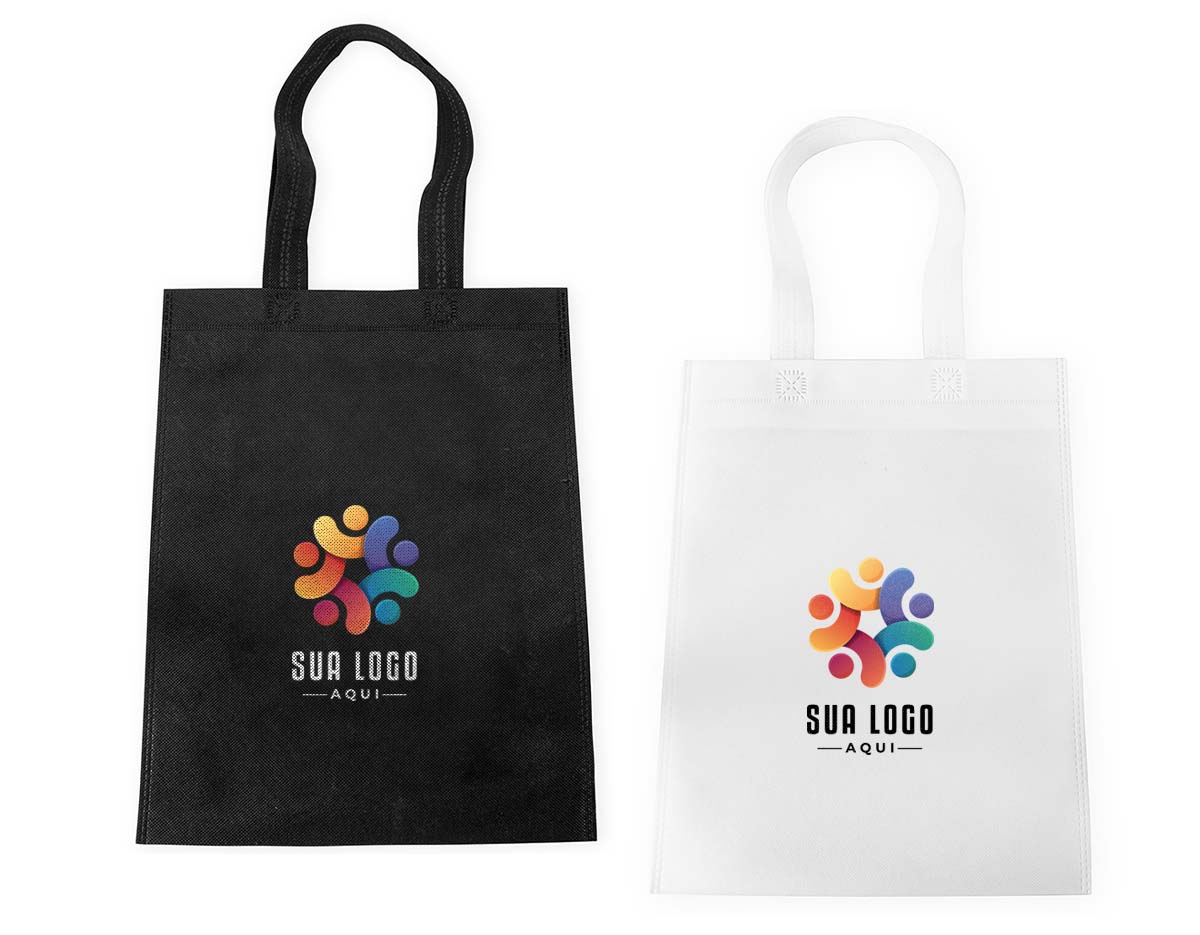 Uma substituta à altura para as sacolas plásticas por gerar menos impacto ao meio ambiente, esta sacola de TNT resistente à água com par de alças permite carregar itens leves do dia a dia ou ainda kits para eventos e campanhas promocionais. Possui costura termosselada que oferece ainda mais resistência e segurança à sacola, tornando-a ainda mais durável.
