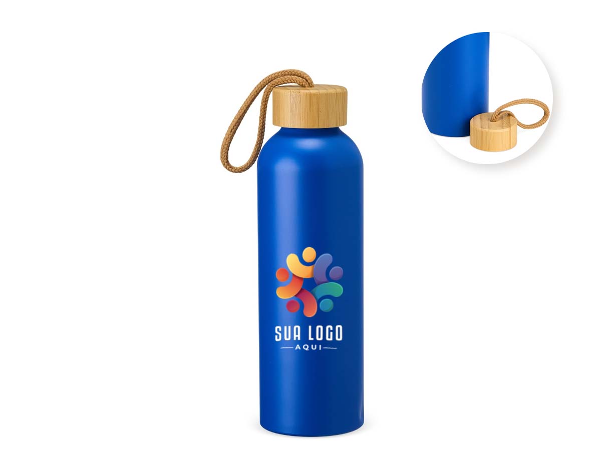 Garrafa de alumínio com capacidade de até 800ml. Feita com material de alta resistência, é uma opção prática para o dia a dia. Além disso, possui tampa rosqueável de bambu com uma alça de corda do mesmo material para facilitar o transporte.