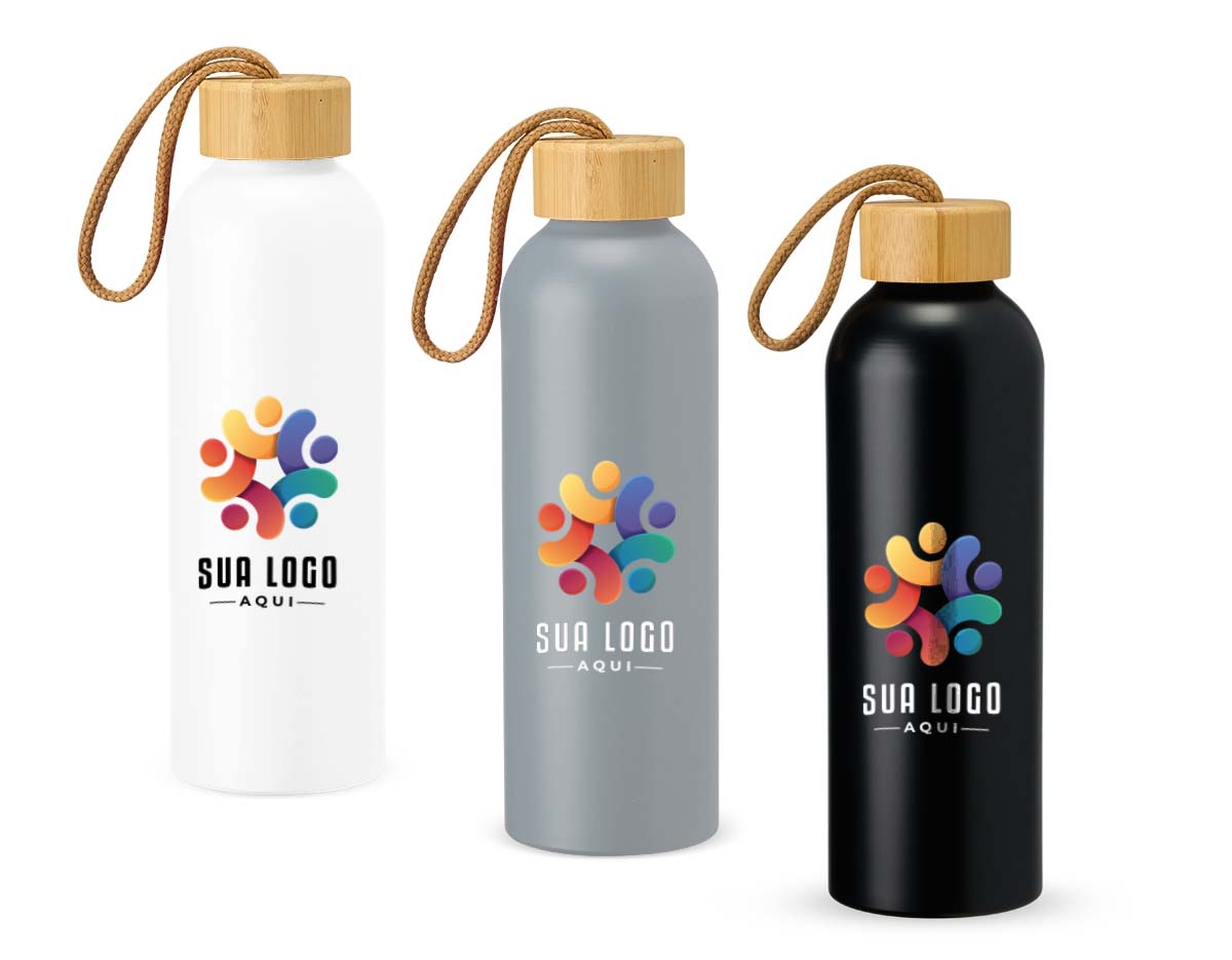 Garrafa de alumínio com capacidade de até 800ml. Feita com material de alta resistência, é uma opção prática para o dia a dia. Além disso, possui tampa rosqueável de bambu com uma alça de corda do mesmo material para facilitar o transporte.